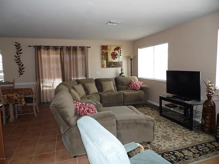 2886 Cisco Dr N — Photo 26