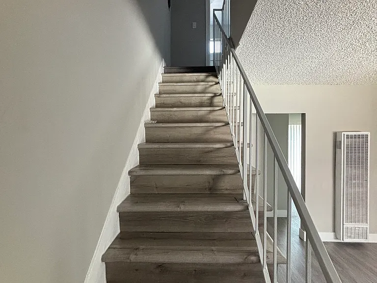 14012 Doty Ave #18-1 — Photo 6