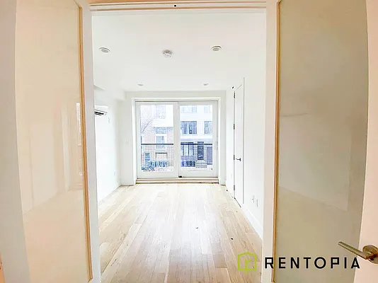 Rented by Rentopia | media 32