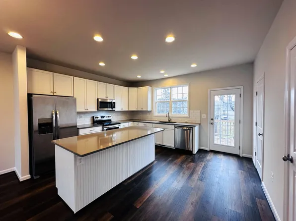 273 Willowshire Ct, Waynesboro, VA 22980