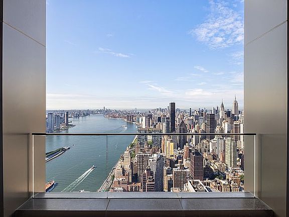 4th image of 430 E 58th St #Penthouse 78