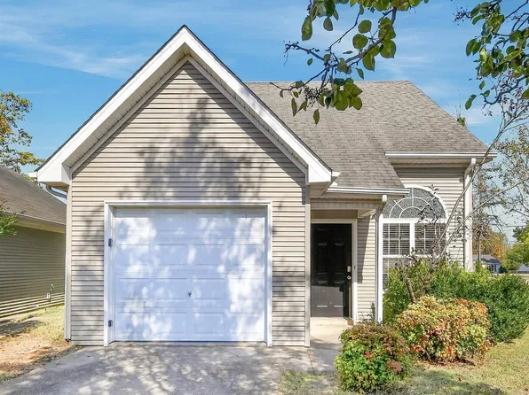 1423 Rochester Dr, Murfreesboro, TN 37130