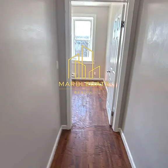 57 E Runyon St #11 — Photo 1