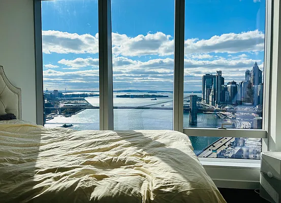 Rented by Gulia Wang, LREB | media 19