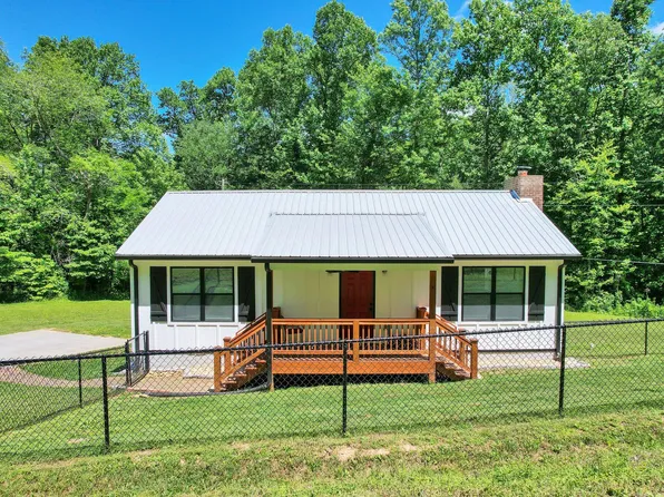 103 Dockery Rd, Tellico Plains, TN 37385