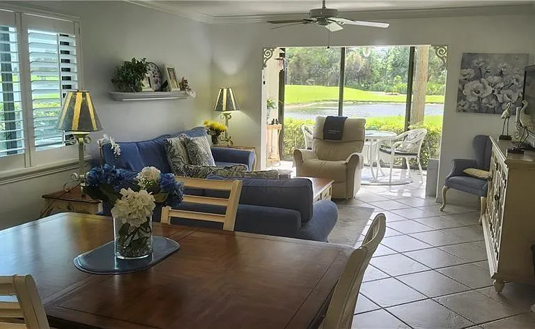 219 Fox Glen Dr #1107 — Photo 4