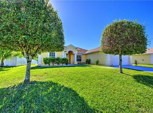 982 SW Dalton Ave, Port Saint Lucie, FL 34953