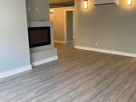 4th image of 330 S Willaman Dr APT 200