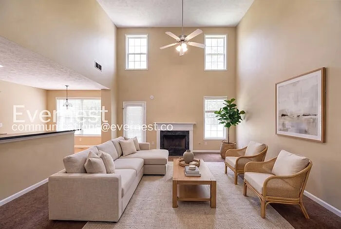 75 Greenland Dr — Photo 2