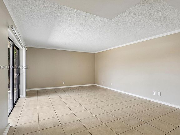 4th image of 4011 Palm Bay Cir APT A