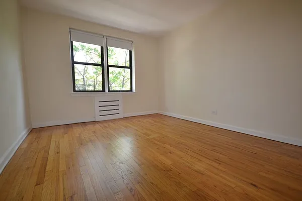 Rented by Dwell Residential Inc | media 35