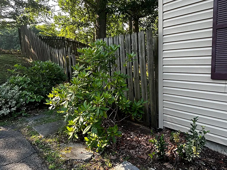 Lyle Ln — Photo 30
