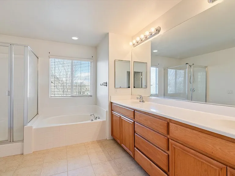 4821 W Avenue J4 — Photo 12