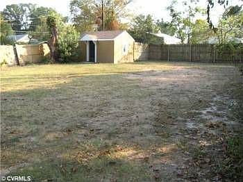 3rd image of 1809 Binford Ln