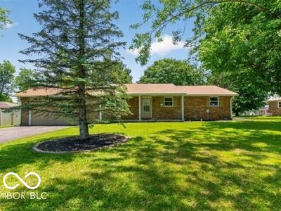 953 Radio Ln, New Castle, IN, 47362