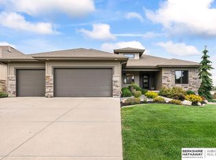1217 S 209th Cir, Elkhorn, NE 68022