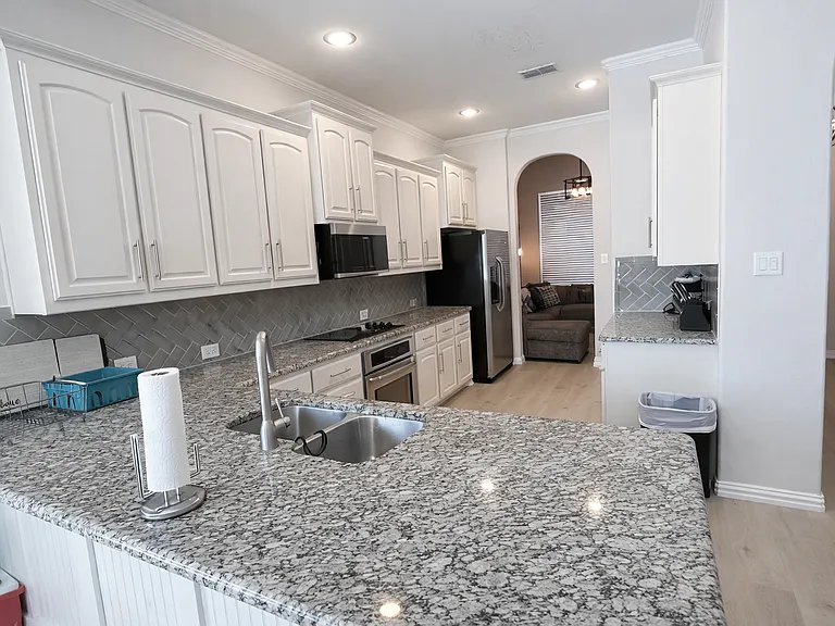 12852 Palancar Dr — Photo 9