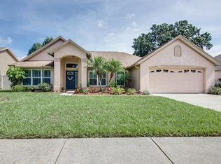 828 Walsingham Way, Valrico, FL 33594