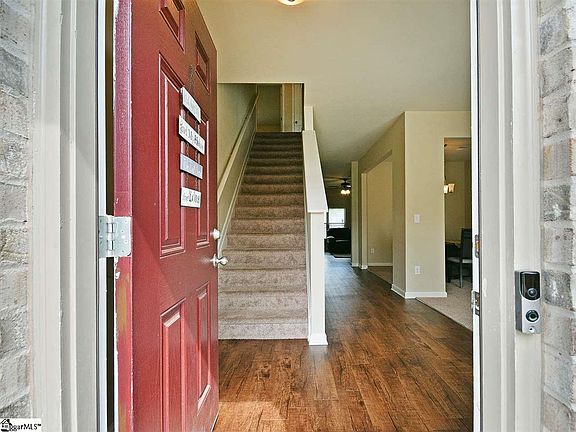 2nd image of 113 Elmhaven Dr