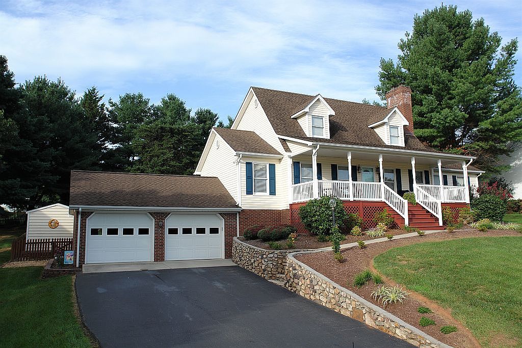 360 Winesap Rd, Roanoke, VA 24019 Zillow