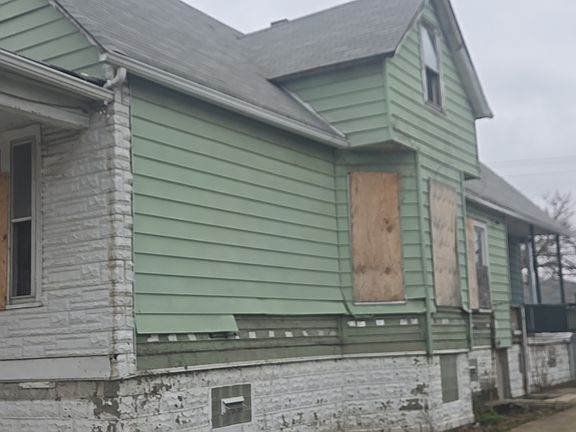 3rd image of 738 W 103rd St