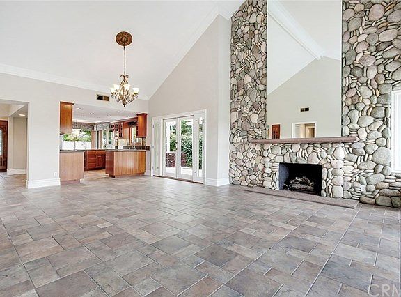 5th image of 29762 White Otter Ln