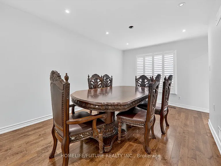 37 Elson St #UPPER — Photo 11
