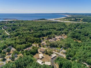 5 Pebble Ln #3, Kennebunk, ME 04043