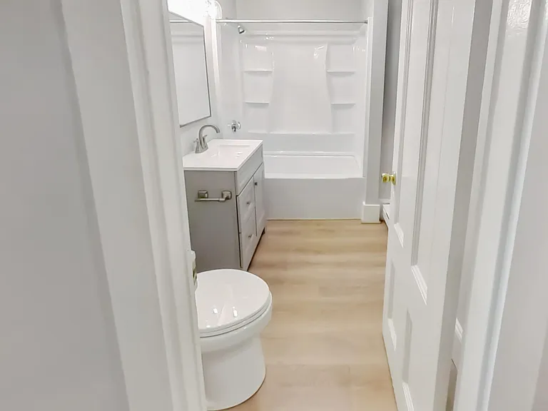 15 Guild St #1 — Photo 2