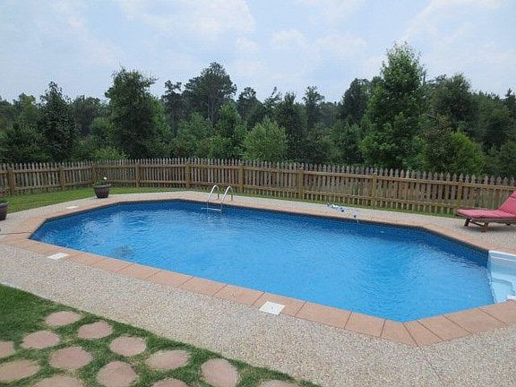 4th image of 44 N Lee Cir