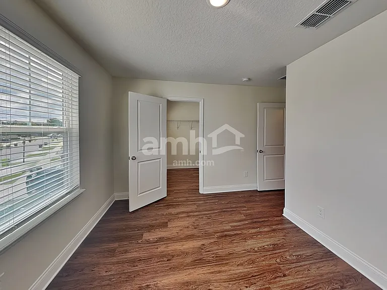 6086 Little Bluff Cir — Photo 26