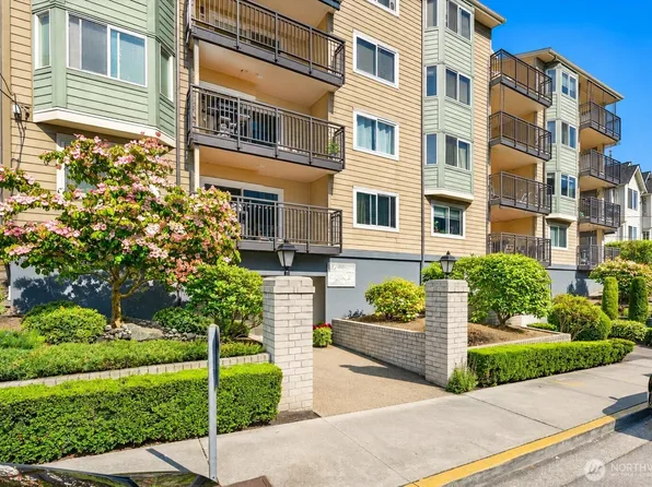 8720 Phinney Avenue N #21, Seattle, WA 98103
