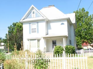 904 State St, Larned, KS 67550