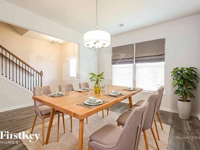 302 Stonefence Dr — Photo 7