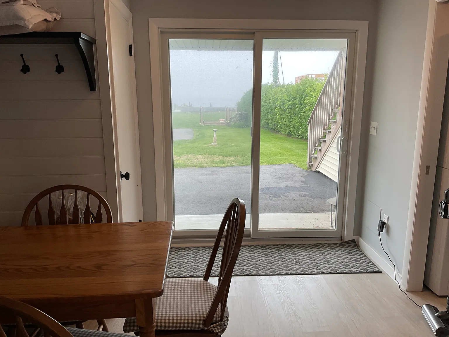 Studio, 900 sqft, $3,500 — Photo 3