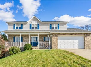 1069 Finchley Rd, North Huntingdon, PA 15642