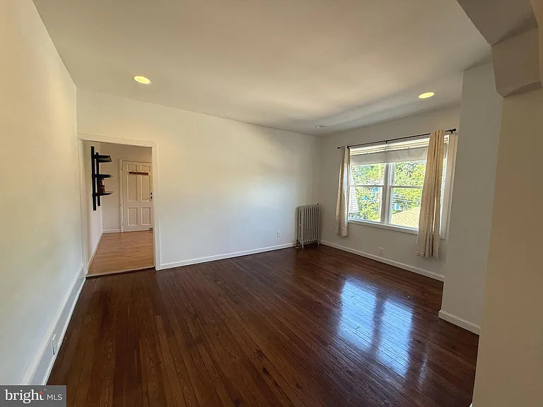 604 S Atlantic Ave — Photo 3