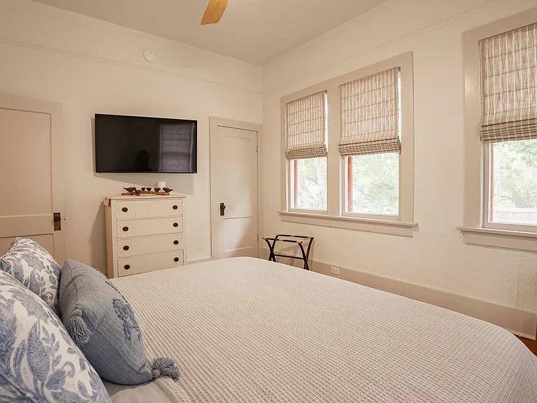 825 SE Sanchez Ave — Photo 18