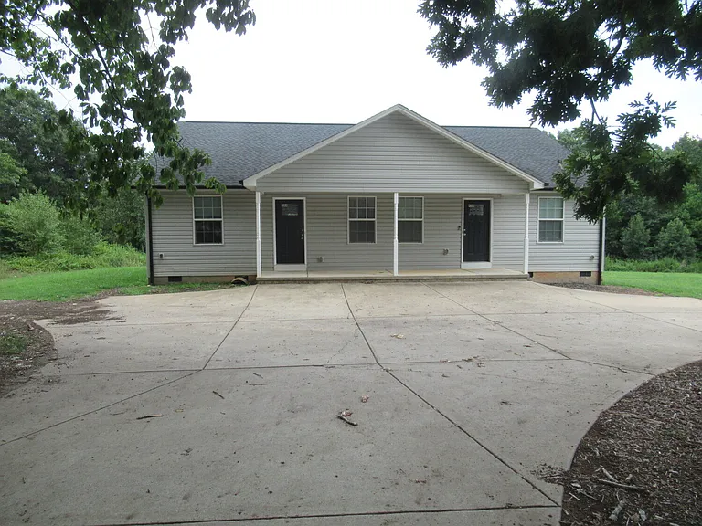 4584 Maiden Hwy — Photo 3