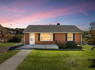 1644 Reece Rd, Salem, VA 24153