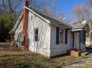 3098 Lee St, Exmore, VA 23350