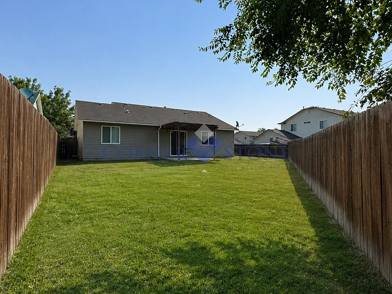 3815 E Greensprings Ct — Photo 20