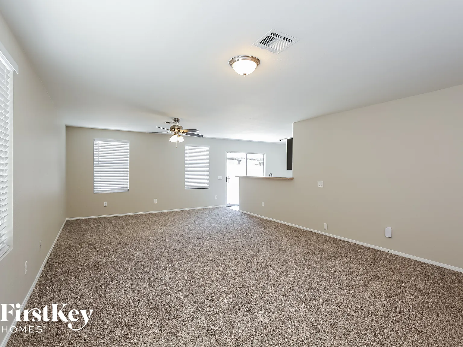 3 bed, 2.0 bath, 1311 sqft, $1,705 — Photo 4