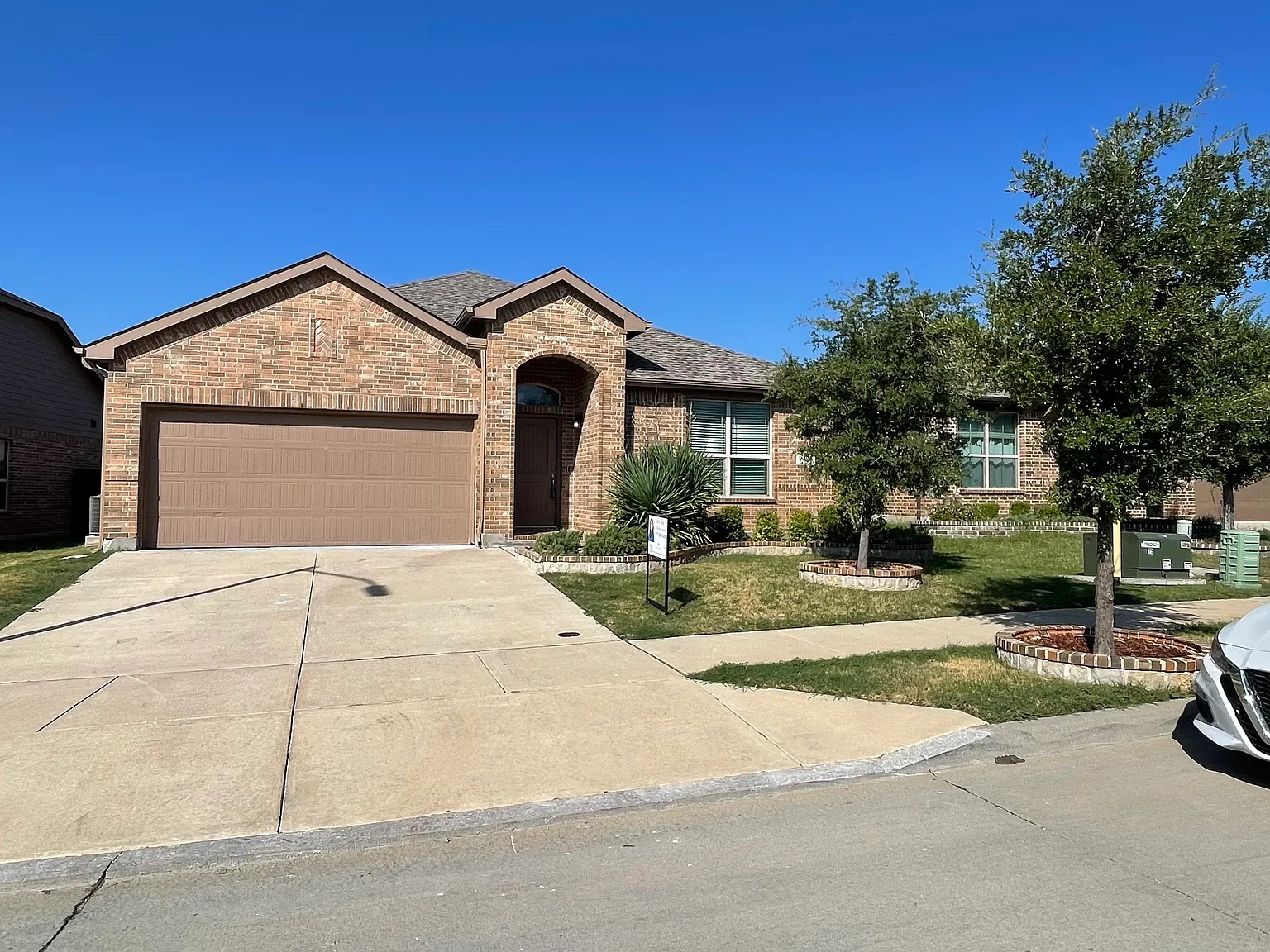 4 bed, 1650 sqft, $2,200 — Photo 1