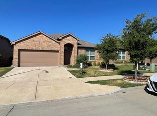 9109 Stormcrow Dr, Fort Worth, TX 76179