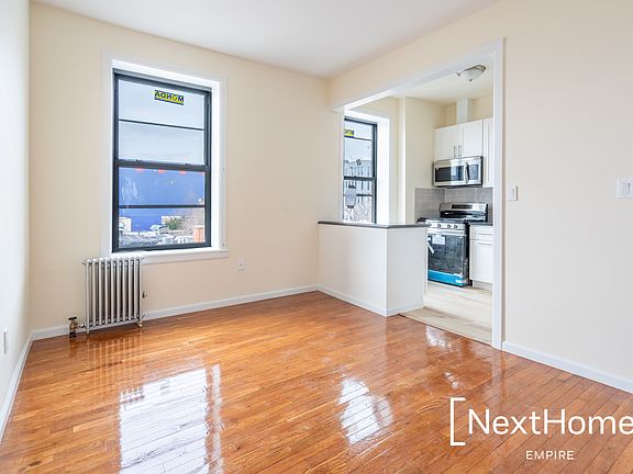 4th image of 3717 34th Ave APT 11
