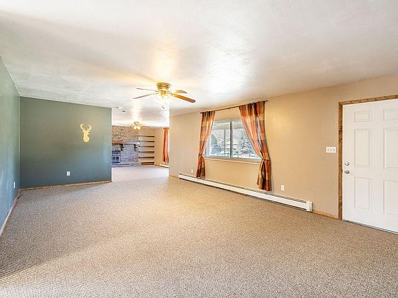 3rd image of 294 Arlington Dr APT A