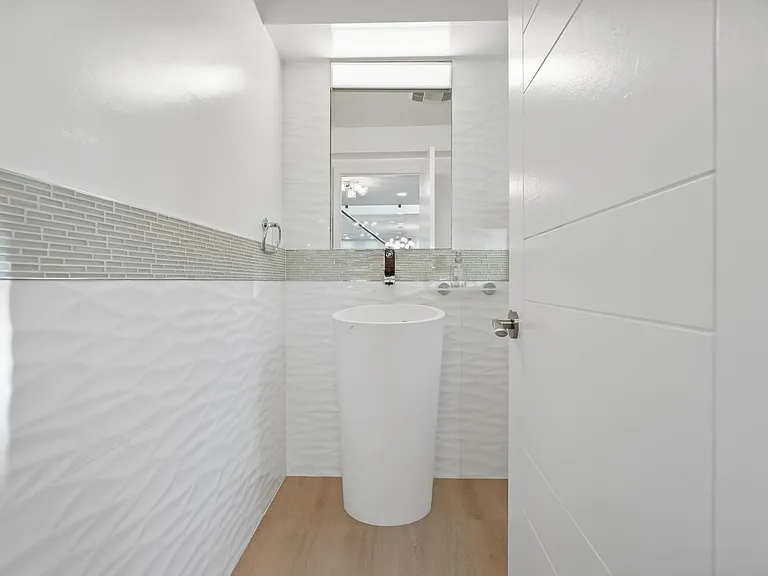 7923 Electra Dr — Photo 34