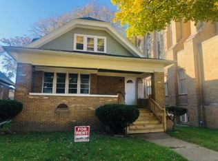 3879 N 6th St, Milwaukee, WI 53212