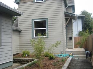 1004 SE 45th Ave #B, Portland, OR 97215
